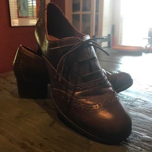 ModCloth Born Shoes